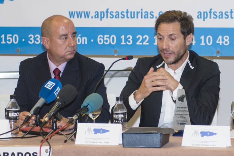 Antonio David Flores durante un acto de la Asociación de Padres de Familia Separados de Asturias en Gijón 15/10/2016 Gijón