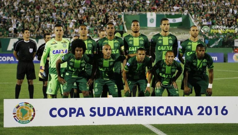 TERRIBLE NOTICIA. Las fotografías de los jugadores del Chapecoense justo antes de que el avión se estrellase