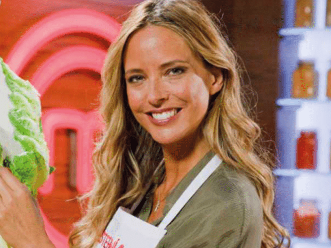 Estefanía Luyck, bienvenida y expulsión en la tercera intensa gala de <i></noscript>Masterchef Celebrity</i>