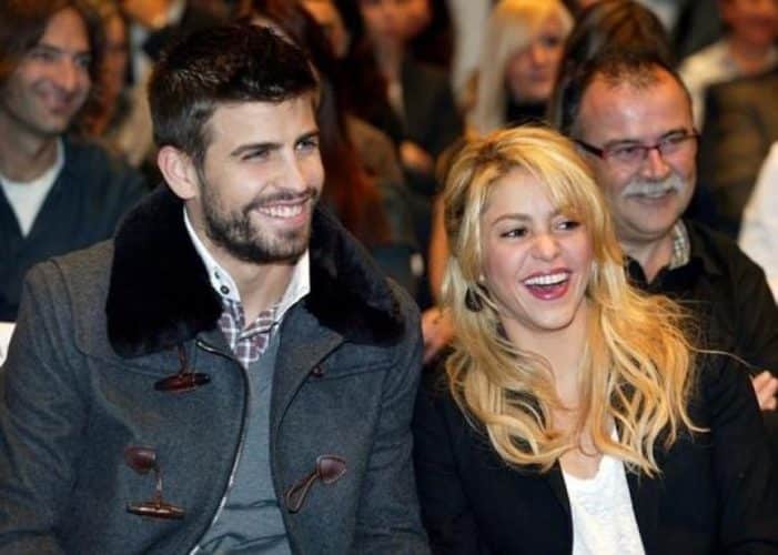 BRUTAL. Gerard Piqué agrede a una reportera en el aeropuerto de El Prat de Barcelona