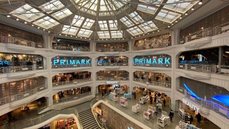 Este exclusivo bolso cruzado de Primark está rebajado a 10 euros