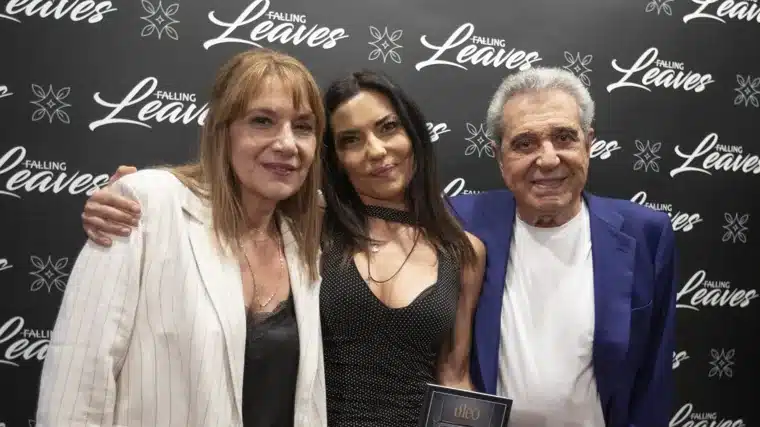 Mari Cielo Pajares saca pecho de su nuevo libro con tres amigas muy especiales