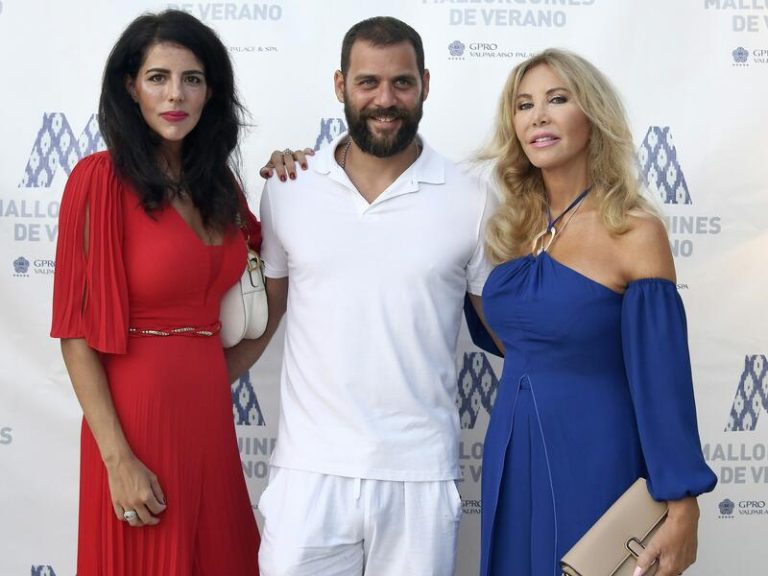 Norma Duval, derroche de elegancia en Mallorca junto a su hijo Yelko Ostarcevic