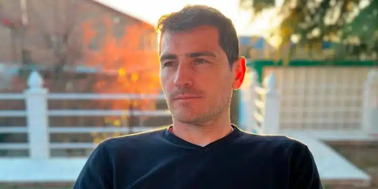 Pillan a Iker Casillas con una explosiva modelo de OnlyFans