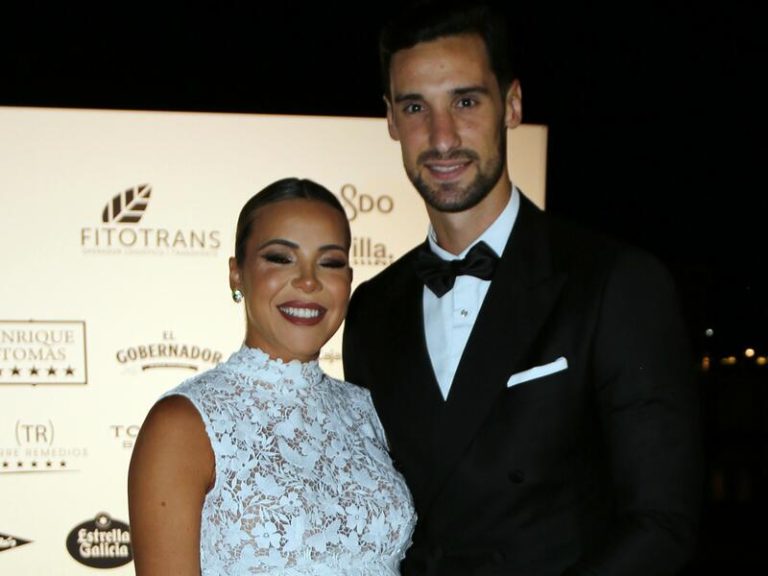 Sergio Rico y Alba Silva, deseosos de tener a su hija en brazos