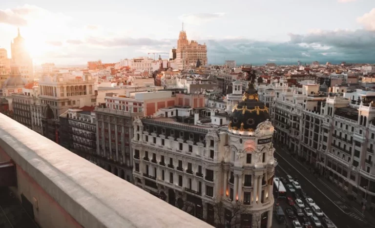 Ventajas y desventajas de vivir en una gran ciudad como Madrid